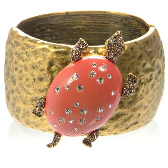 Vintage Oscar de la Renta Crystal & Coral Cabochon Hammered Turtle Bracelet - Picture 3 of 11